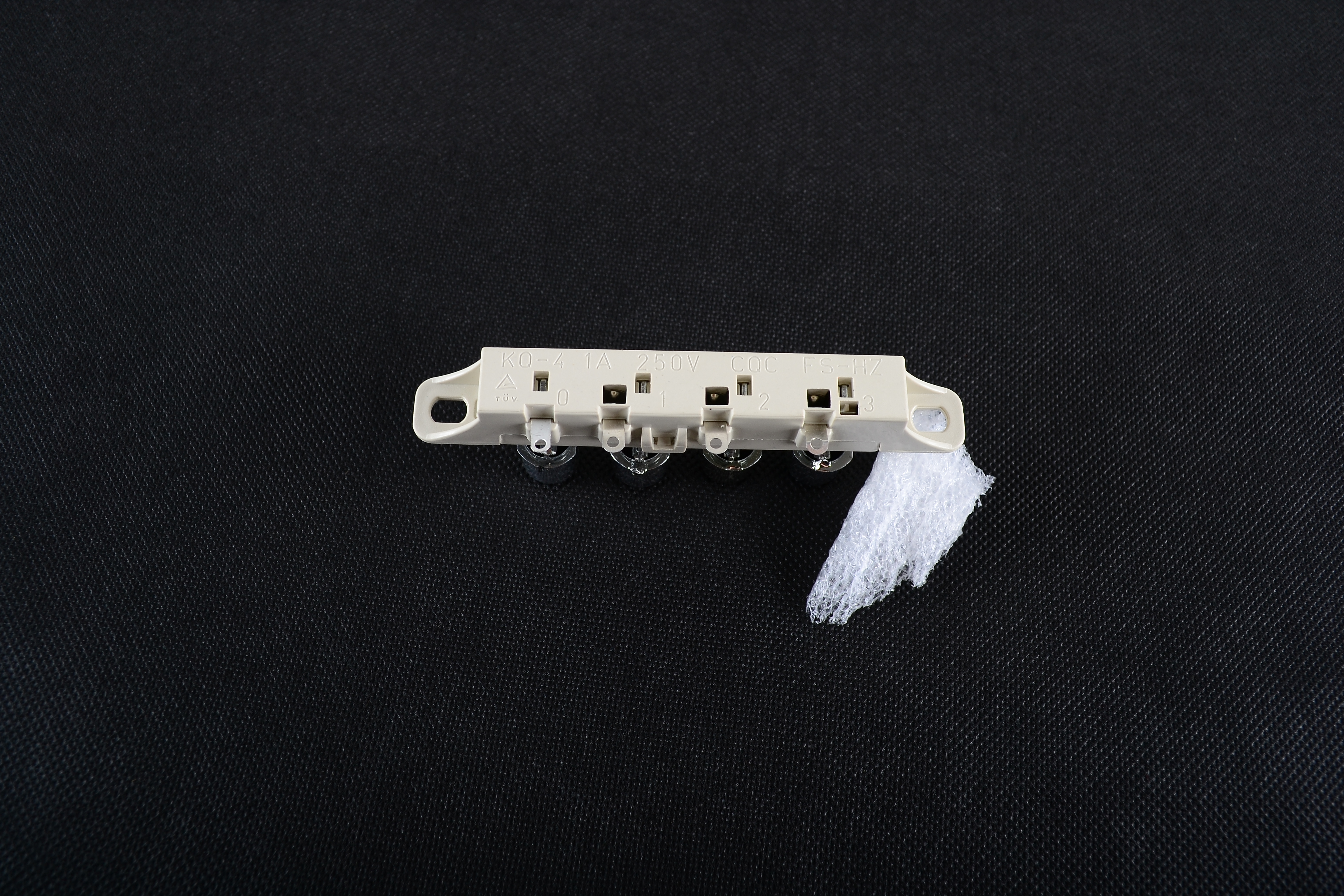 Switch -  B06100011